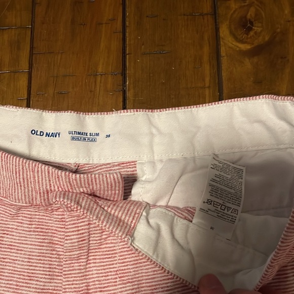 Mens Seersucker Shorts size 38  Red and White Nice texture. - Picture 3 of 6